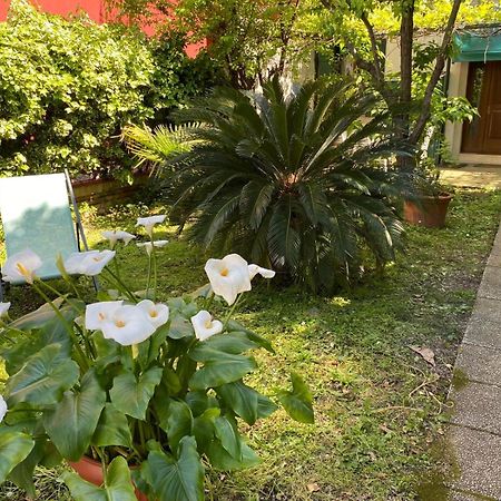 דירות ונציה - לידו Rose House With Private Garden מראה חיצוני תמונה